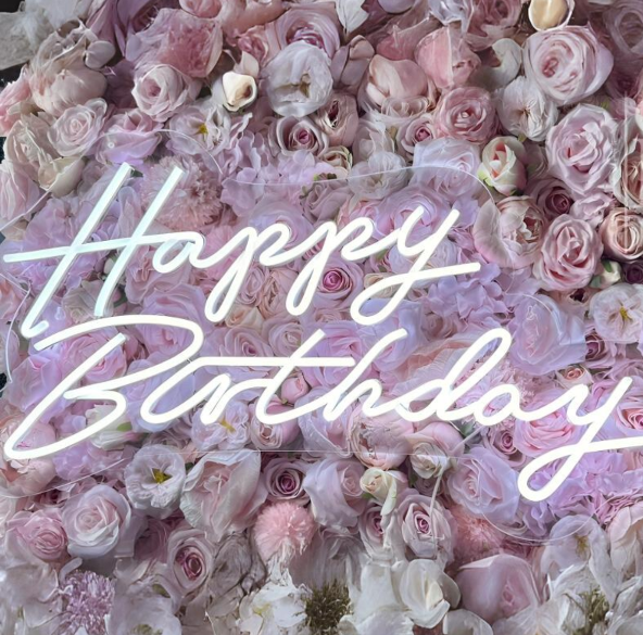 Neon Signs | Hire